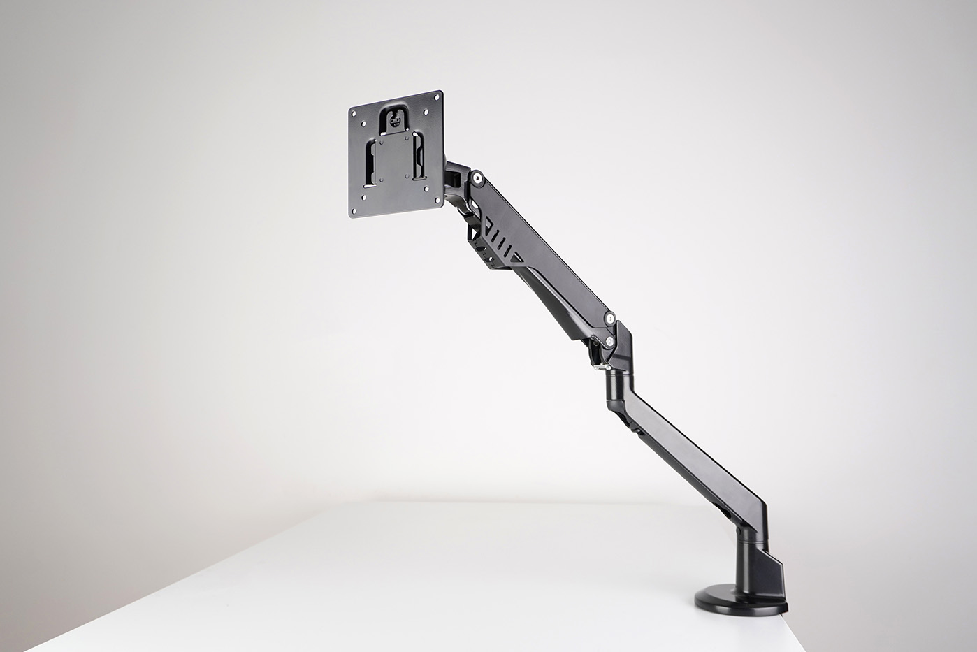 Single Monitor Arm G7 Professional Monitor Arm Supplier